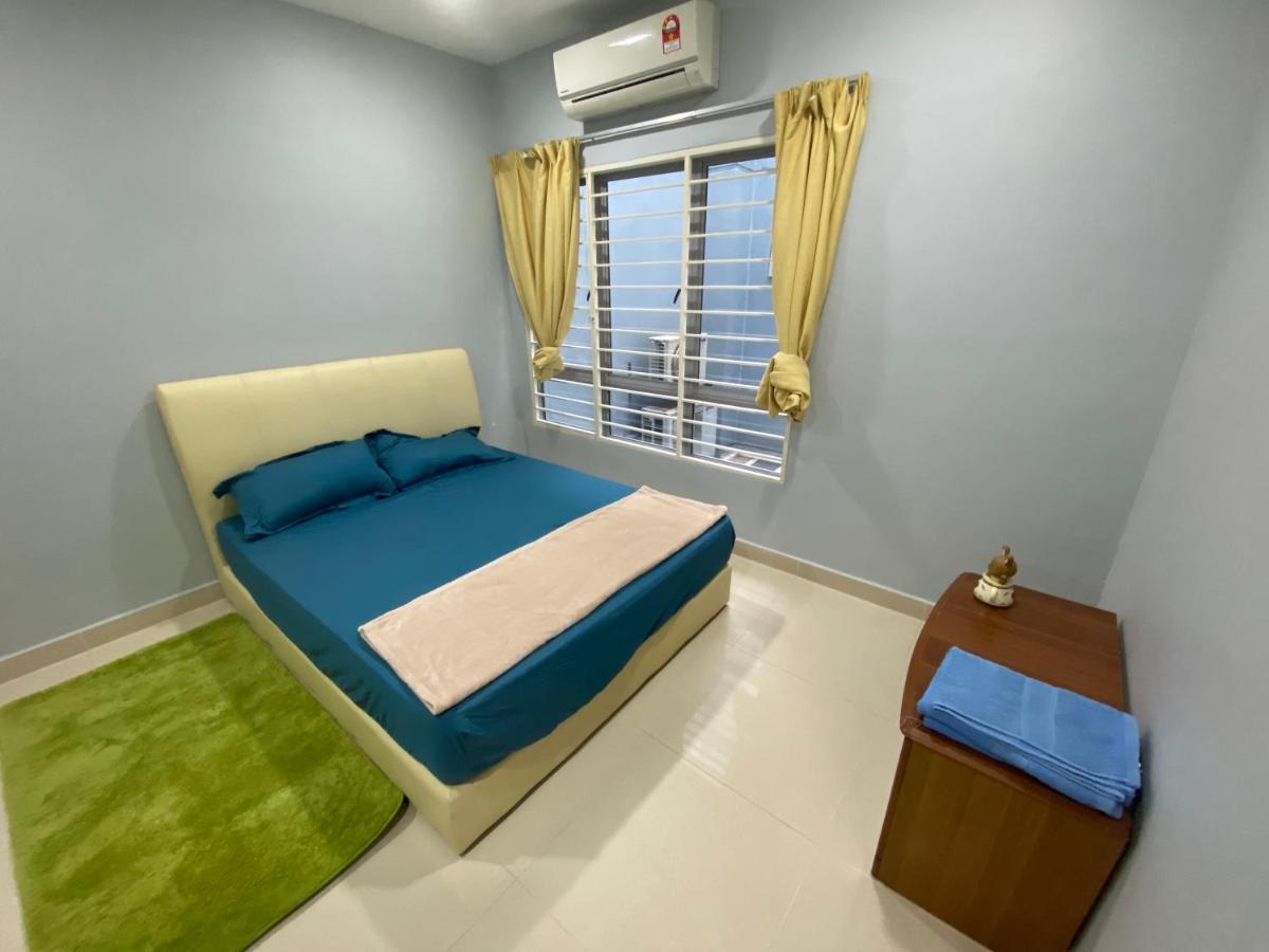 Entire Residential Home•Jia Residences Bkt Serdang沙登温暖的家 Сери-Кембанган Экстерьер фото